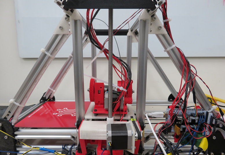 Photo of a small prototyping-like device 